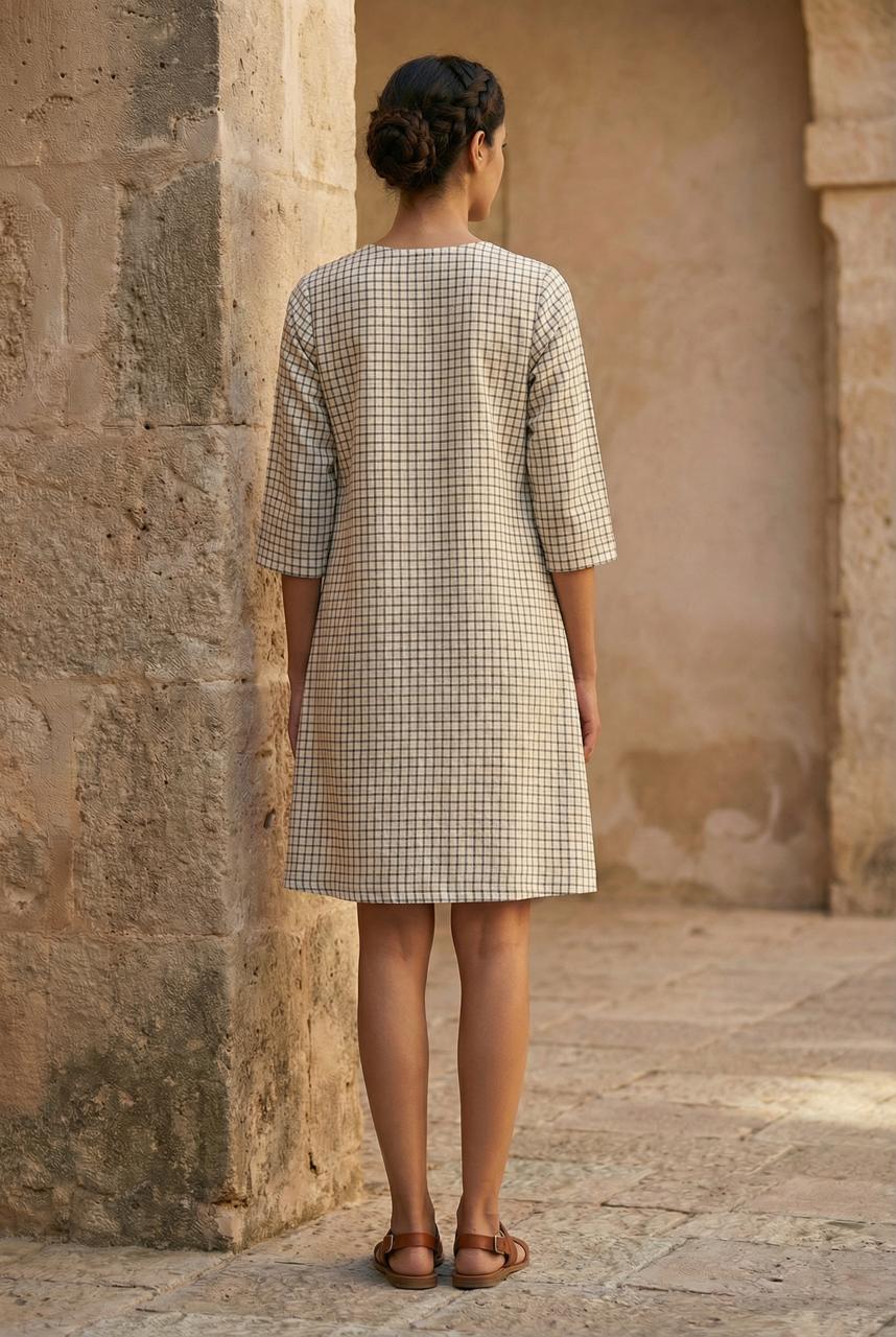 A-line dress with pockets