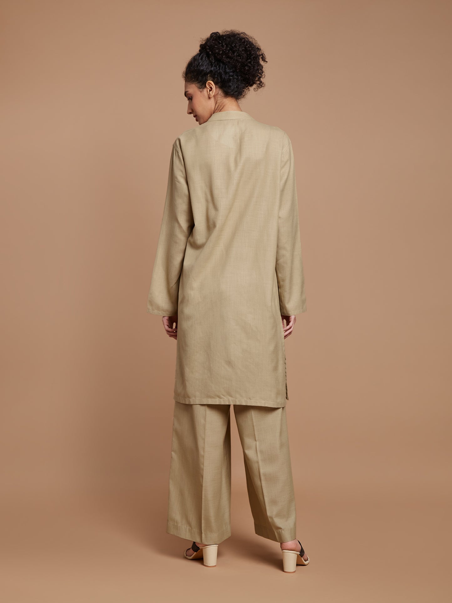 Wide leg pants