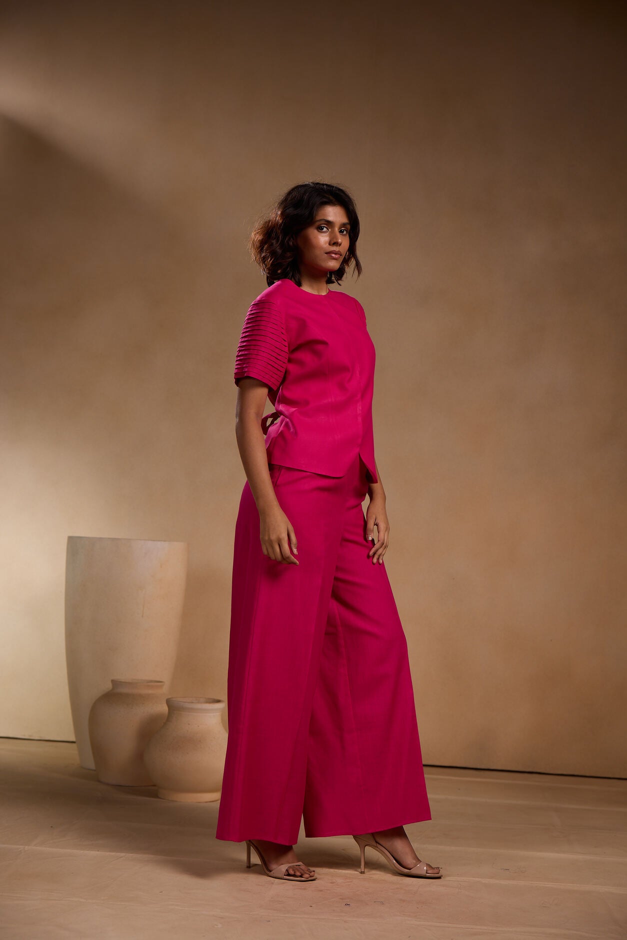 Short Pink pleated sleeve jacket
