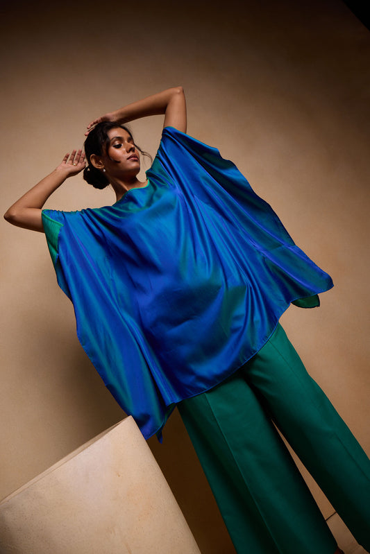 Silk mid-kaftan with big pearl and pant