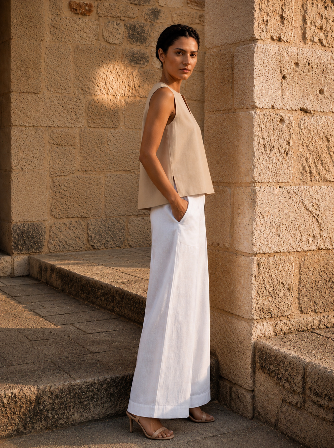 Beige Key hole top