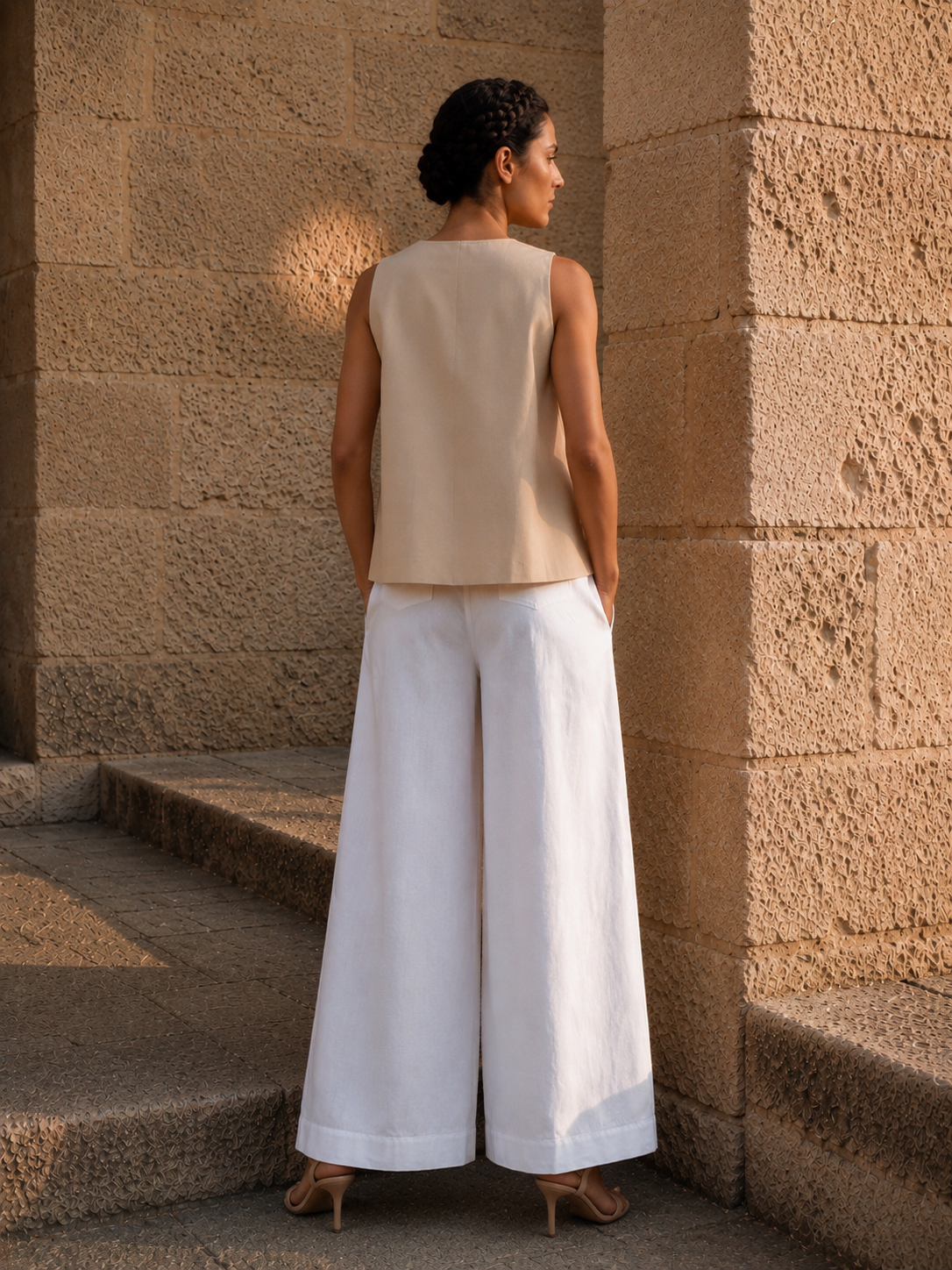 Beige Key hole top