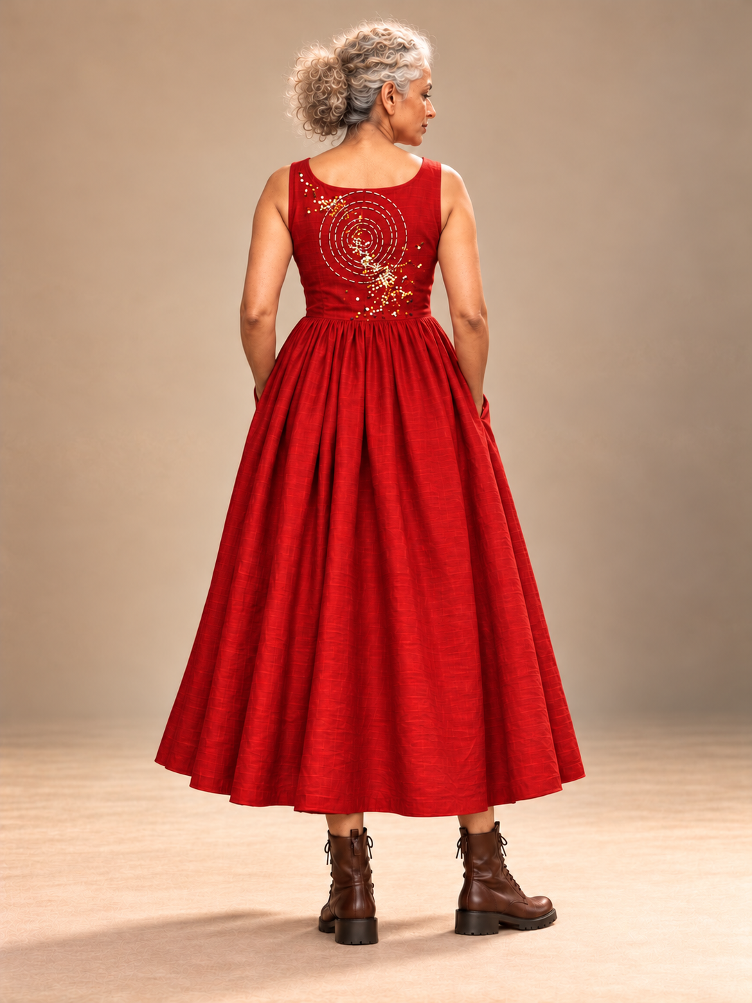 Red silk sleeveless Dress