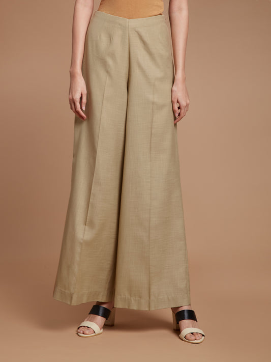 Wide leg pants