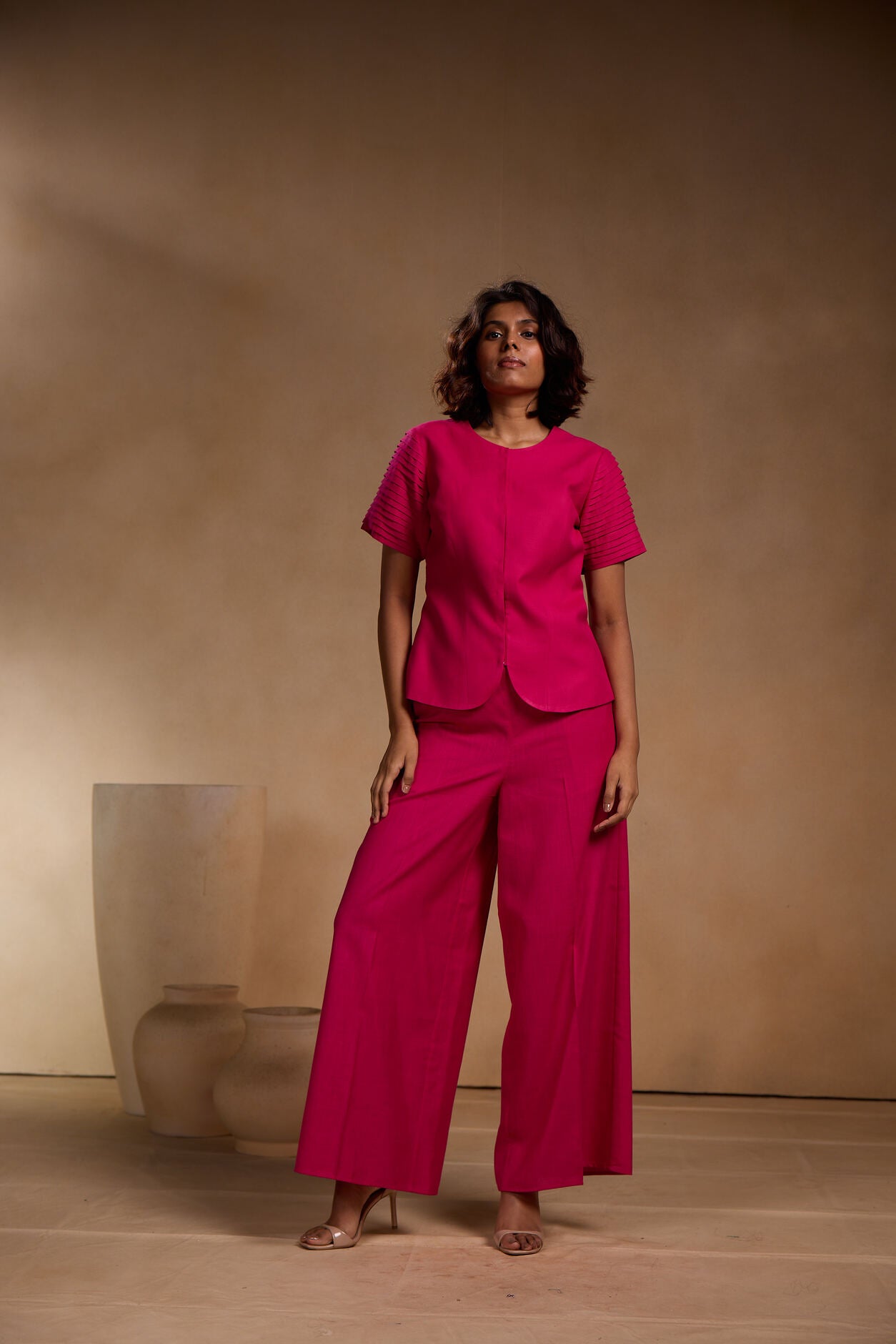 Short Pink pleated sleeve jacket