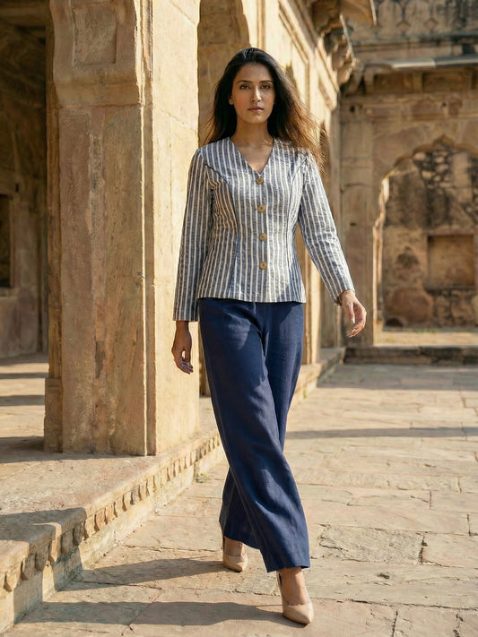 Structured jacket
